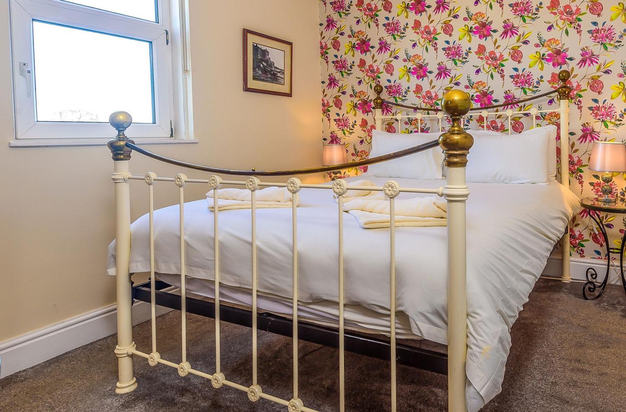 Hillcrest Whitby B&B 외부 사진